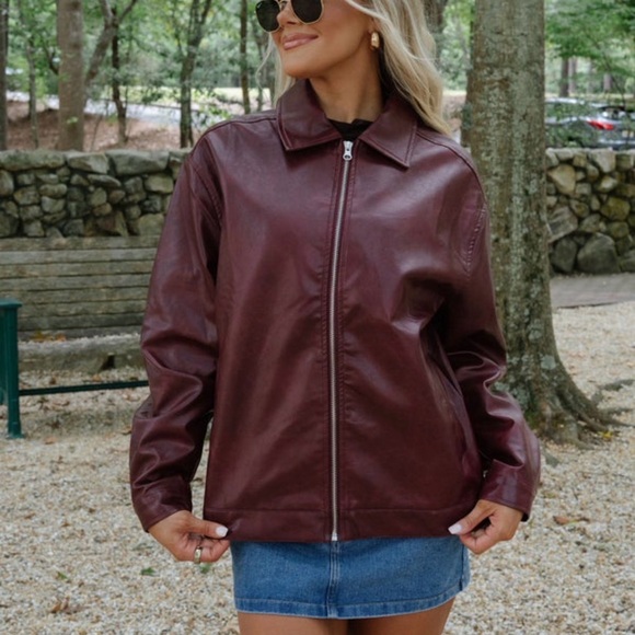 These Three Boutique Marleigh Faux Leather Jacket Cherry Small SOLD OUT - Picture 4 of 13
